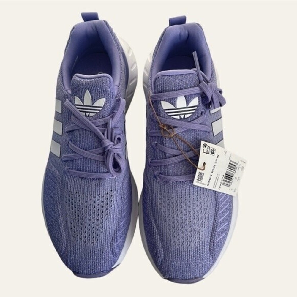 Adidas Swift Run 22, Size 5.5, Purple